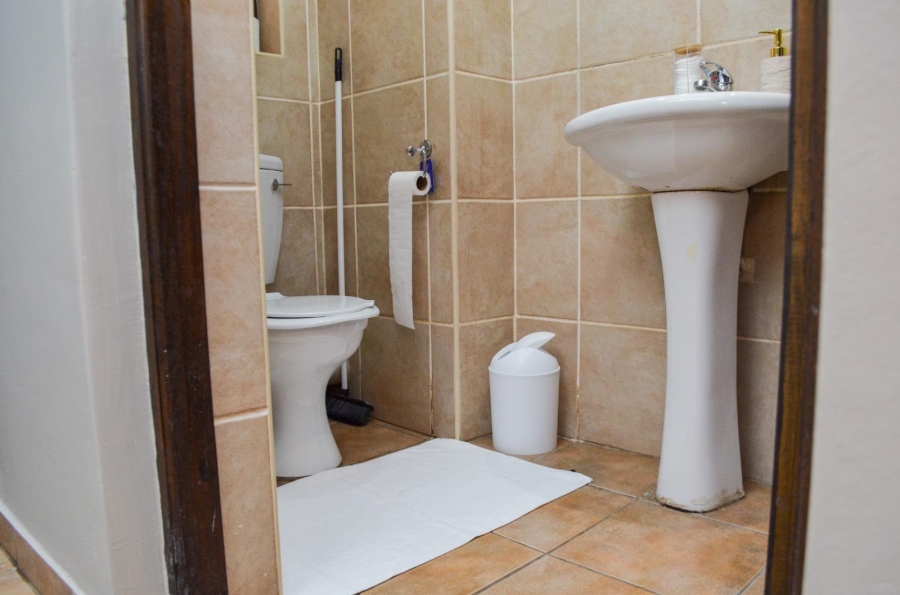 1 Bedroom Property for Sale in Bainsvlei Free State